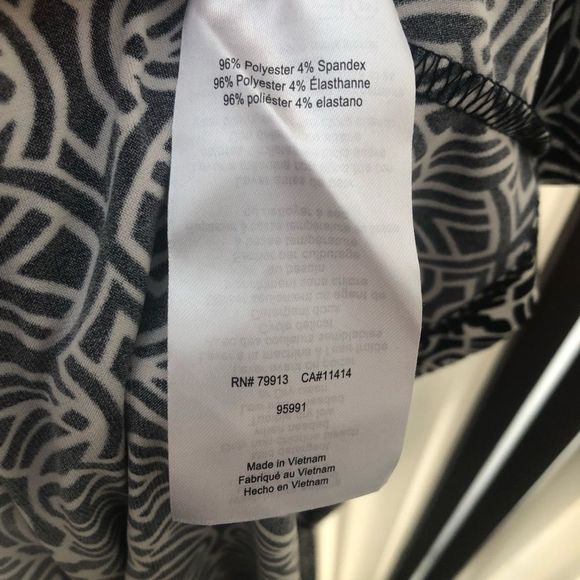 Motherhood Printed Sleeveless Wrap Maternity Dress - Picture 16 of 16